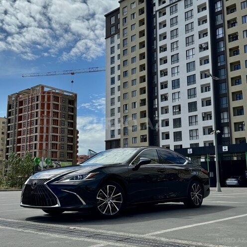 Lexus ES 300h 2023, 70,000 km - 2.5 l - Bakı