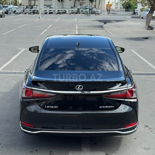 Lexus ES 300h 2023, 70,000 km - 2.5 l - Bakı