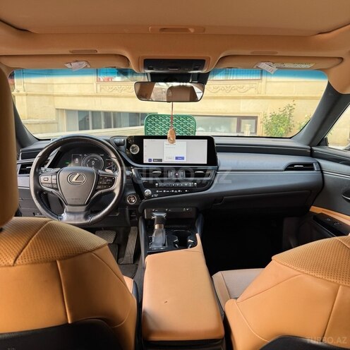 Lexus ES 300h 2023, 70,000 km - 2.5 l - Bakı