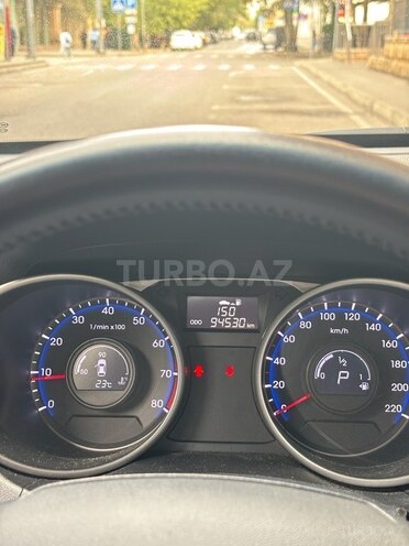 Hyundai ix35 2013, 94,000 km - 2.0 l - Bakı