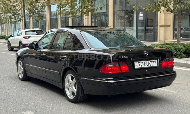 Mercedes E 240-20