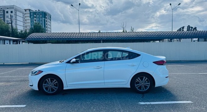 Hyundai Elantra 2017, 123,500 km - 2.0 l - Gəncə