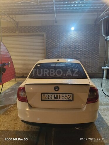 Skoda Rapid 2014, 238,000 km - 1.6 l - Bakı