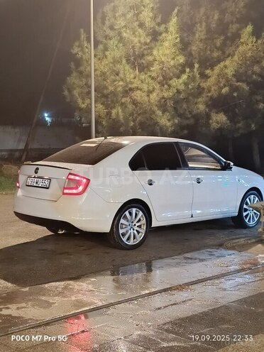 Skoda Rapid 2014, 238,000 km - 1.6 l - Bakı