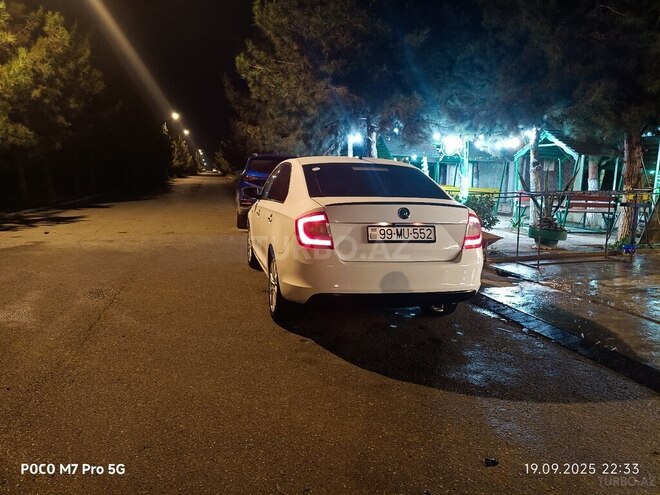 Skoda Rapid 2014, 238,000 km - 1.6 l - Bakı