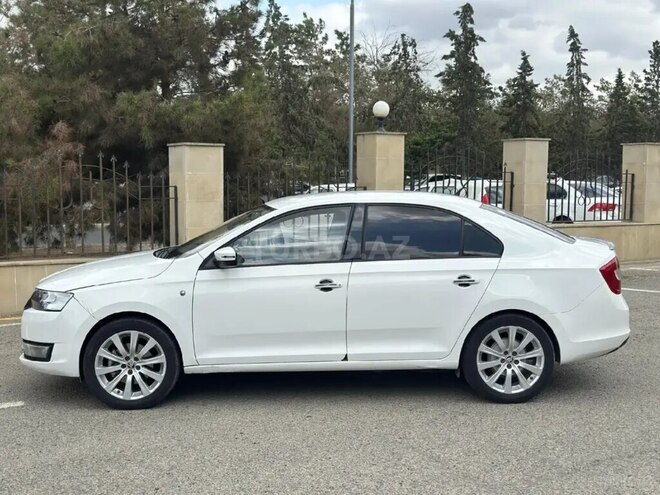 Skoda Rapid 2014, 238,000 km - 1.6 l - Bakı