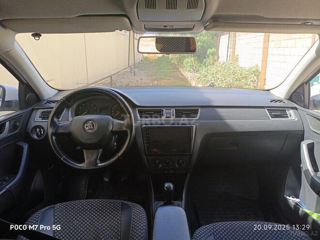 Skoda Rapid 2014, 238,000 km - 1.6 l - Bakı