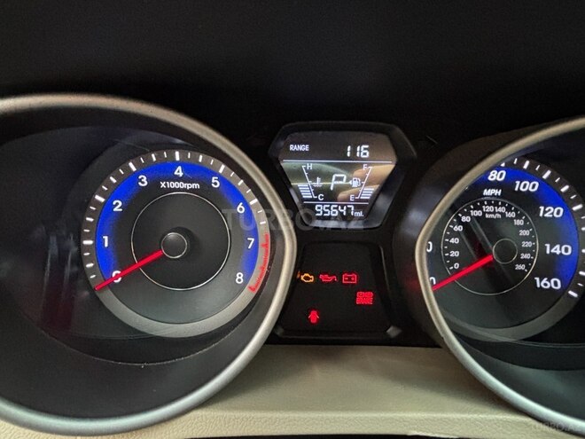 Hyundai Elantra 2015, 154,497 km - 1.8 l - Bakı