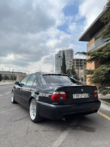 BMW 540 2002, 320,000 km - 4.4 l - Bakı