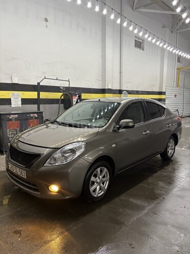 Nissan Sunny 2013, 262,897 km - 1.5 л - Bakı