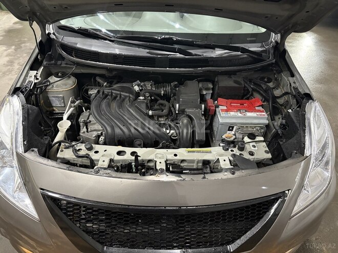 Nissan Sunny 2013, 262,897 km - 1.5 л - Bakı