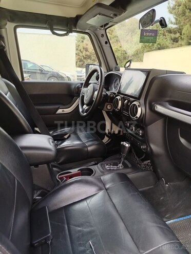 Jeep Wrangler 2011, 300,000 km - 3.6 l - Bakı