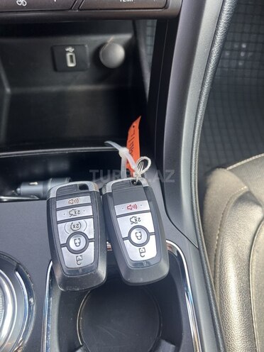 Ford Fusion (North America) 2018, 118,412 km - 2.0 л - Bakı
