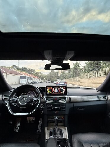 Mercedes E 220 2010, 301,000 km - 2.1 l - Bakı