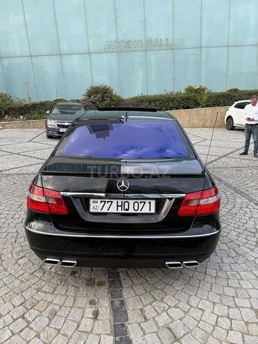Mercedes E 220 2010, 301,000 km - 2.1 l - Bakı