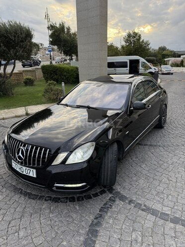Mercedes E 220 2010, 301,000 km - 2.1 l - Bakı