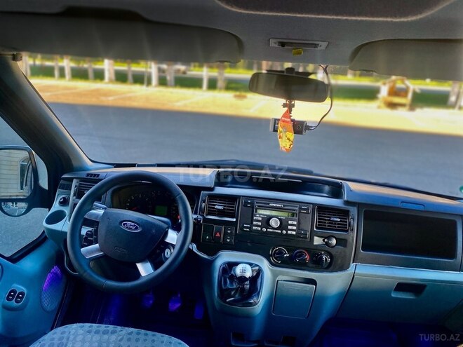 Ford Transit 2009, 214,500 km - 2.2 l - Masallı