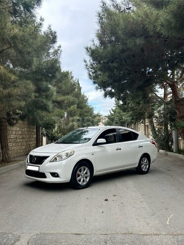 Nissan Sunny 2012, 240,000 km - 1.5 l - Bakı