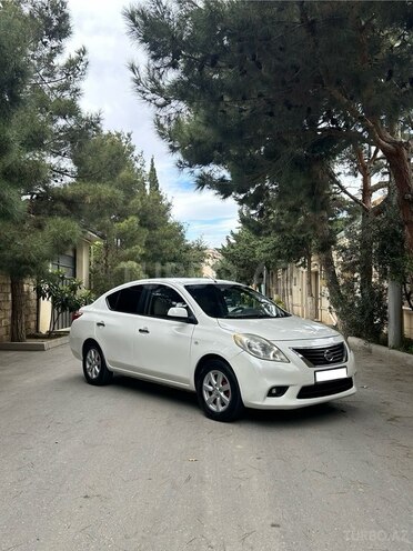 Nissan Sunny 2012, 240,000 km - 1.5 l - Bakı