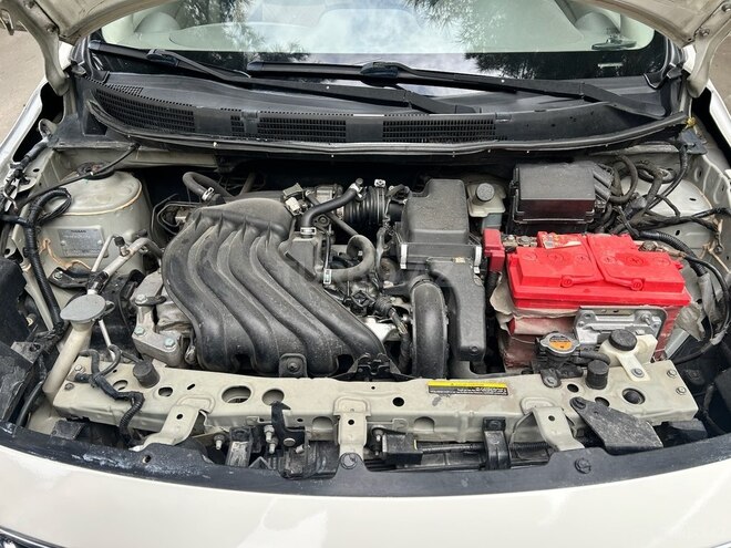 Nissan Sunny 2012, 240,000 km - 1.5 l - Bakı