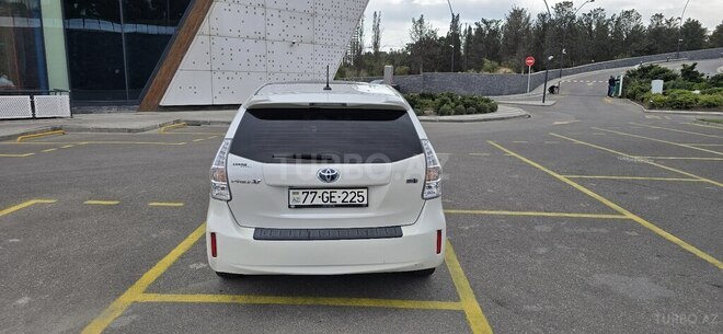 Toyota Prius V 2014, 367,313 km - 1.8 l - Bakı