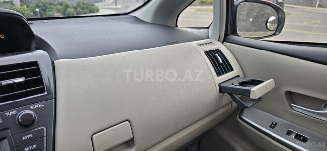 Toyota Prius V 2014, 367,313 km - 1.8 l - Bakı