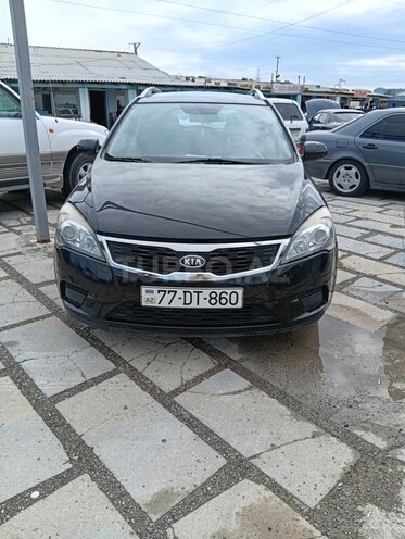 Kia  2010, 262,590 km - 1.4 l - Sumqayıt