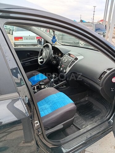 Kia  2010, 262,590 km - 1.4 l - Sumqayıt