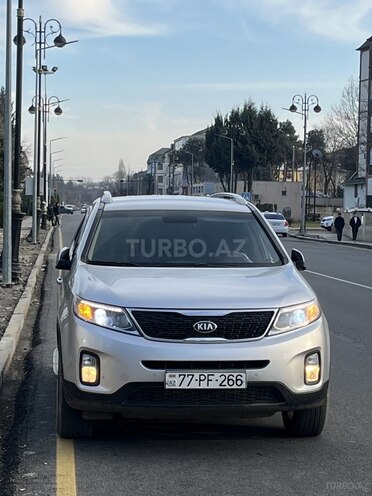 Kia Sorento 2013, 222,000 km - 2.0 l - Masallı