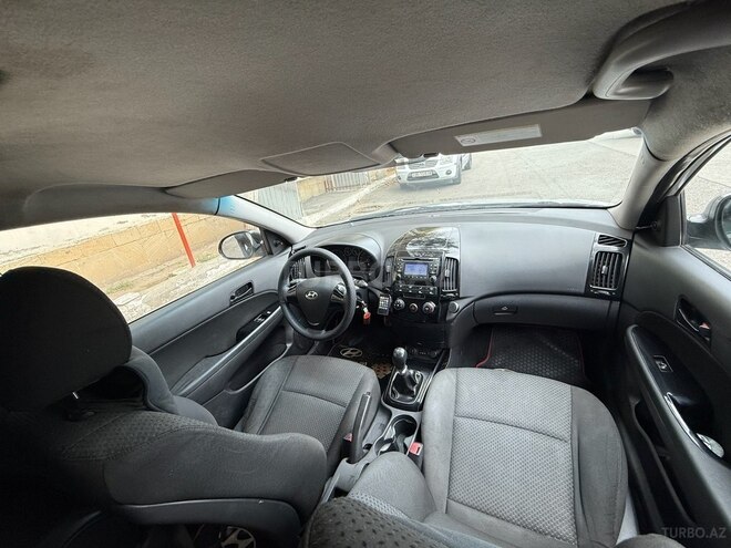 Hyundai i30 2010, 279,640 km - 1.4 l - Bakı