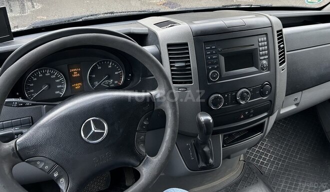 Mercedes Sprinter 519 2011, 299,500 km - 3.0 l - Bakı
