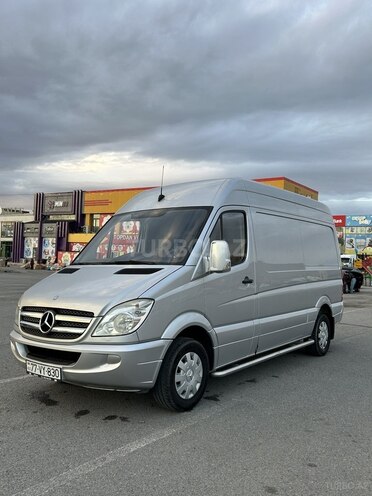 Mercedes Sprinter 519 2011, 299,500 km - 3.0 l - Bakı