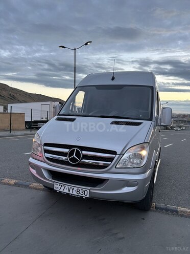 Mercedes Sprinter 519 2011, 299,500 km - 3.0 l - Bakı