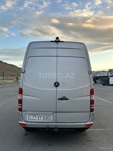 Mercedes Sprinter 519 2011, 299,500 km - 3.0 l - Bakı