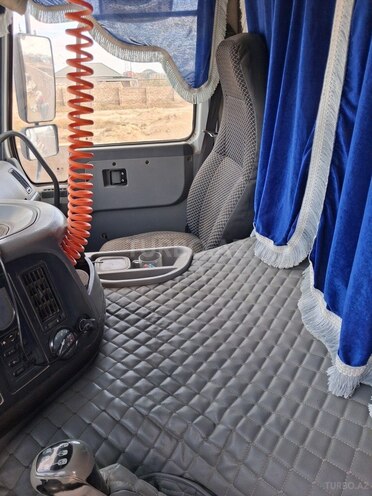 HOWO Sinotruk 2012, 400,000 km - 9.5 l - Bakı
