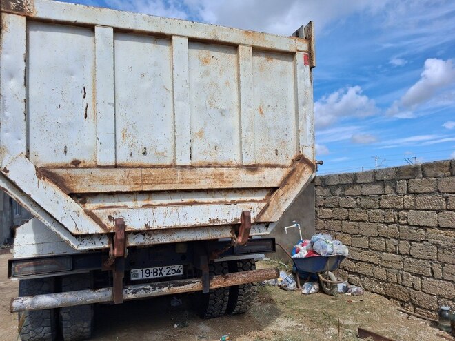 HOWO Sinotruk 2012, 400,000 km - 9.5 l - Bakı