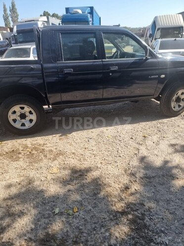 Mitsubishi L200 2005, 100,000 km - 2.5 l - Bakı