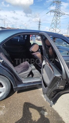 Mercedes E 270 1999, 559,298 km - 2.7 l - Bakı