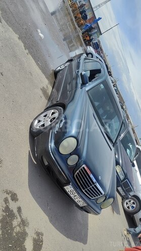 Mercedes E 270 1999, 559,298 km - 2.7 l - Bakı