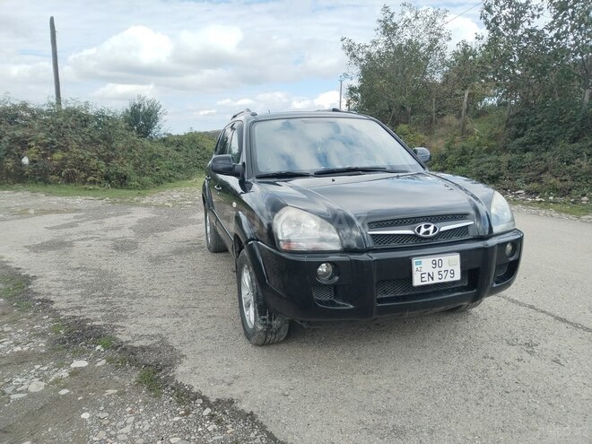 Hyundai Tucson 2008, 253,000 km - 2.0 л - Quba
