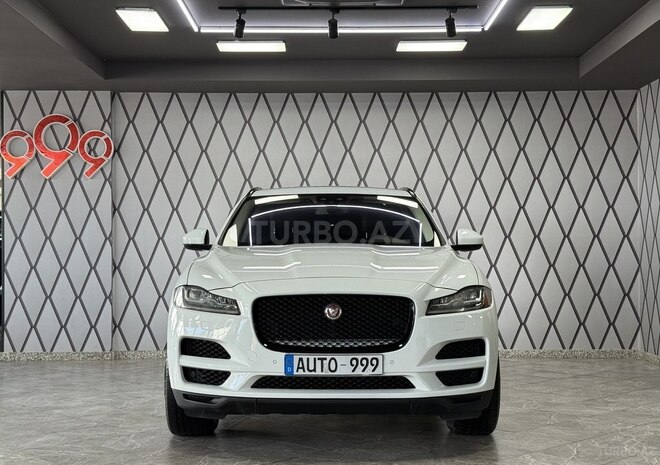 Jaguar F-Pace-1
