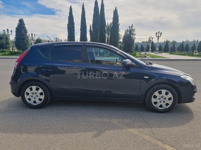 Hyundai i30 2008, 214,563 km - 1.4 l - Gəncə