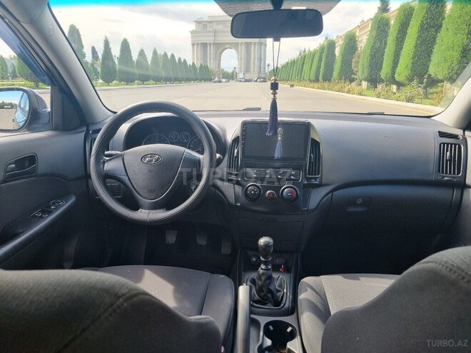 Hyundai i30 2008, 214,563 km - 1.4 l - Gəncə