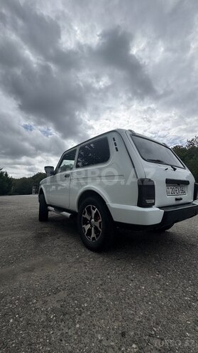 LADA (VAZ) Niva 2014, 160,000 km - 1.7 l - Qusar