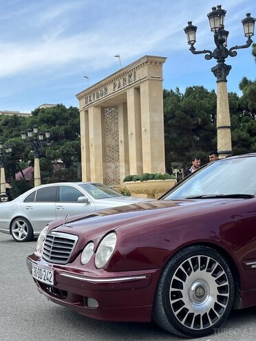 Mercedes E 240 1999, 488,585 km - 2.4 l - Bakı