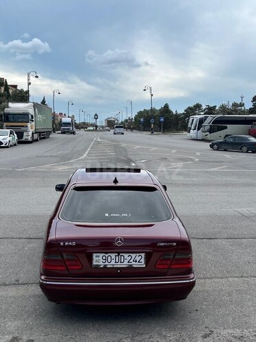 Mercedes E 240 1999, 488,585 km - 2.4 l - Bakı