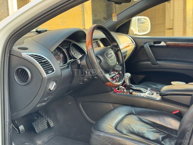 Audi Q7 2014, 146,000 km - 3.0 l - Bakı
