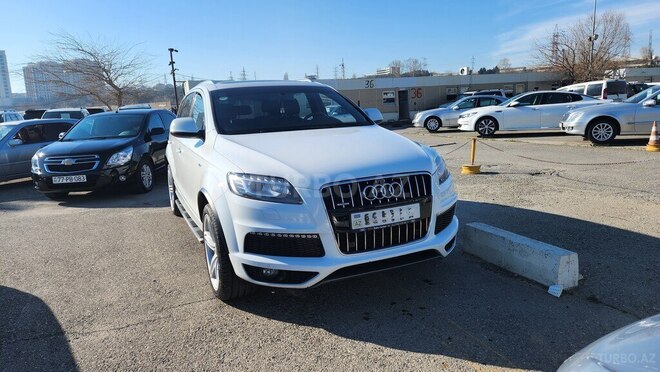 Audi Q7 2014, 146,000 km - 3.0 l - Bakı