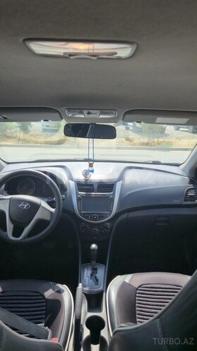 Hyundai Accent 2015, 176,000 km - 1.4 l - Bakı