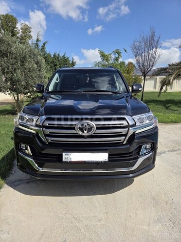 Toyota Land Cruiser 2017, 103,320 km - 4.6 l - Bakı